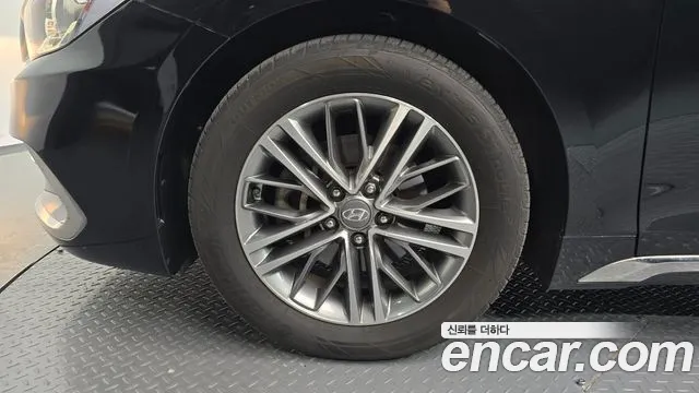 Hyundai Grandeur 2018 thumb 4