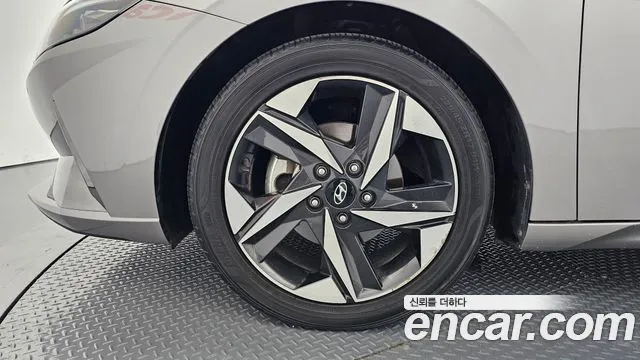 Hyundai Elantra 2020 thumb 11