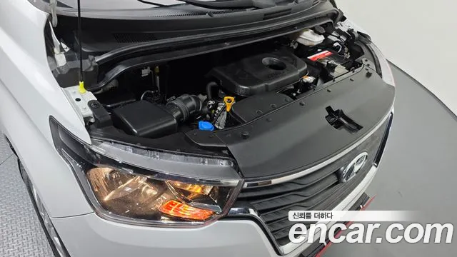 Hyundai Staria 2020 thumb 10