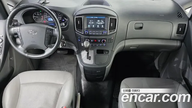 Hyundai Staria 2020 thumb 5