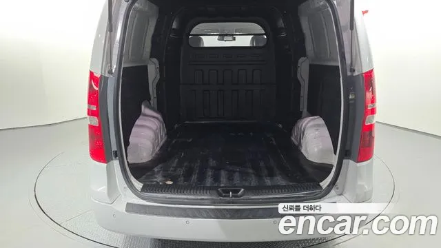 Hyundai Staria 2020 thumb 6