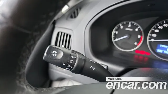 Hyundai Staria 2020 thumb 2