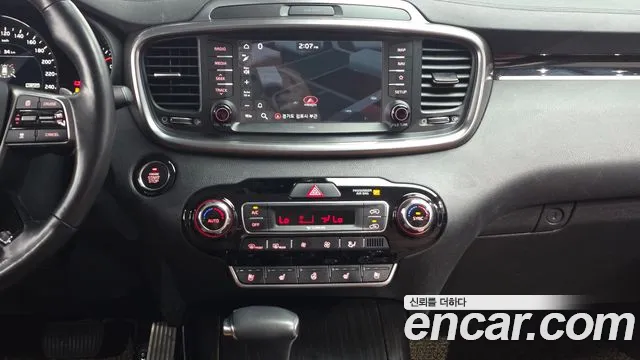 Kia Sorento 2018 thumb 8