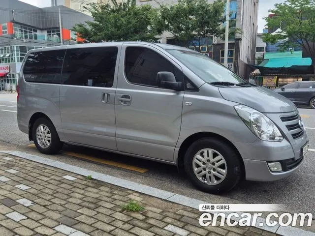 Hyundai Staria 2017 thumb 10