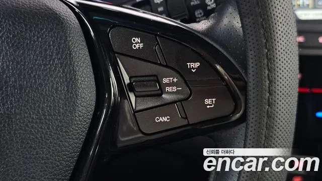 KGM Tivoli Air 2018 thumb 5