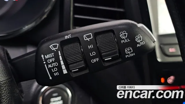 KGM Tivoli Air 2018 thumb 12