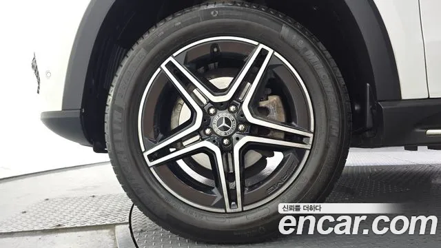 Mercedes-Benz E-Класс 2020 thumb 11