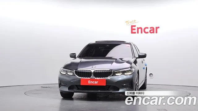 BMW 3 серии 2019 thumb 2