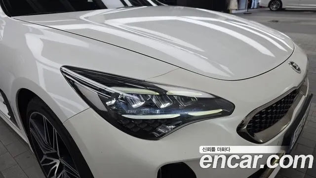 Kia Stinger 2020 thumb 9