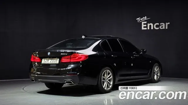 BMW 5 серии 2017 thumb 8