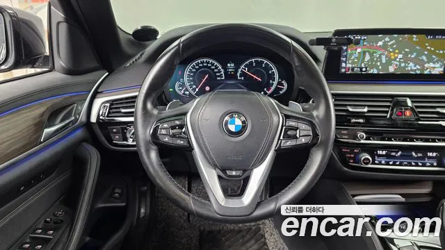 BMW 5 серии 2017 thumb 6