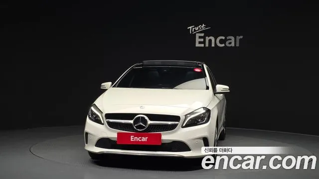 Mercedes-Benz A-Class 2017 thumb 11