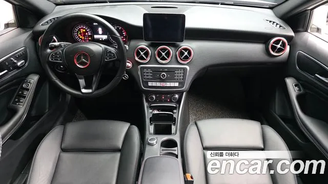 Mercedes-Benz A-Class 2017 thumb 10