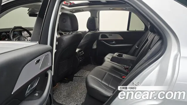 Mercedes-Benz E-Класс 2020 thumb 2