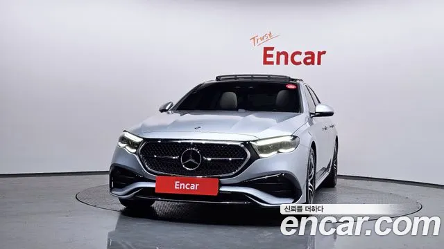 Mercedes-Benz E-Class 2025 thumb 2