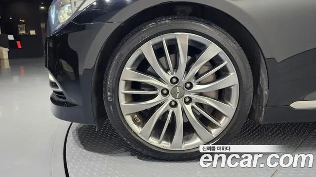 Hyundai Genesis 2016 thumb 2