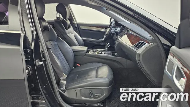 Hyundai Genesis 2016 thumb 10