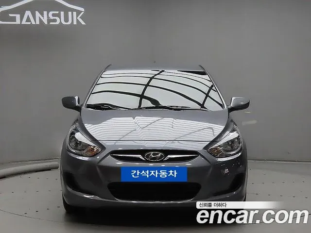 Hyundai Accent 2013 thumb 9