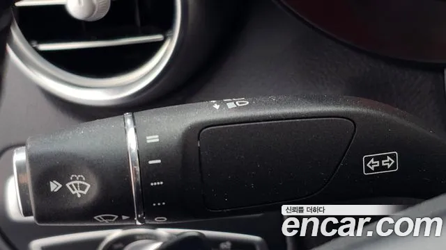 Mercedes-Benz GLC 2019 thumb 3