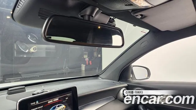 Mercedes-Benz GLC 2019 thumb 5