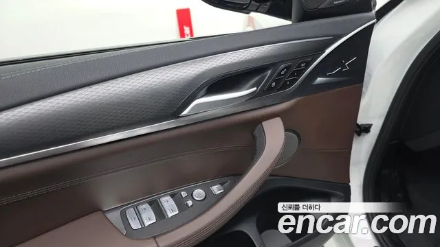 BMW X4 2025 thumb 12