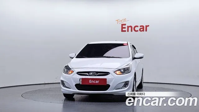 Hyundai Accent 2012 thumb 2