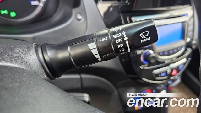Hyundai Accent 2012 thumb 3
