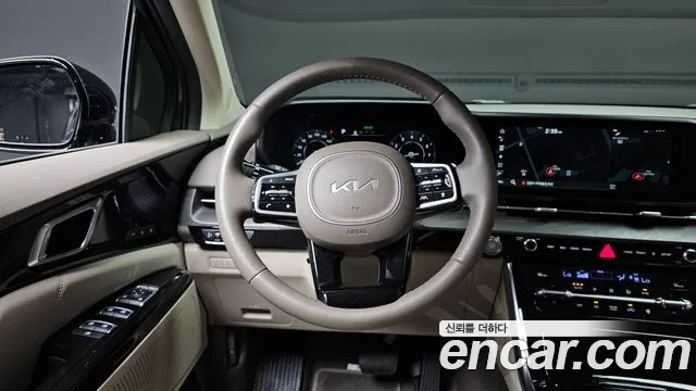 Kia Carnival 2022 thumb 6