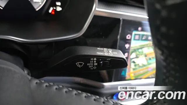 Audi Q3 2020 thumb 4