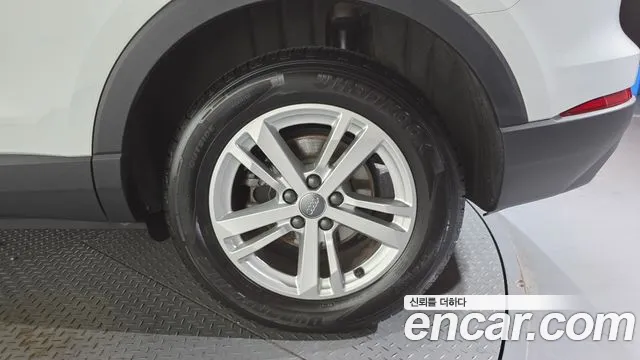 Audi Q3 2020 thumb 10