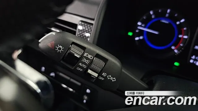 KGM Rexton 2021 thumb 6