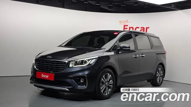 Kia Carnival 2019 thumb 11
