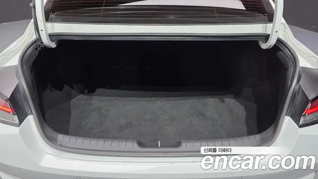 Hyundai Elantra 2020 thumb 10