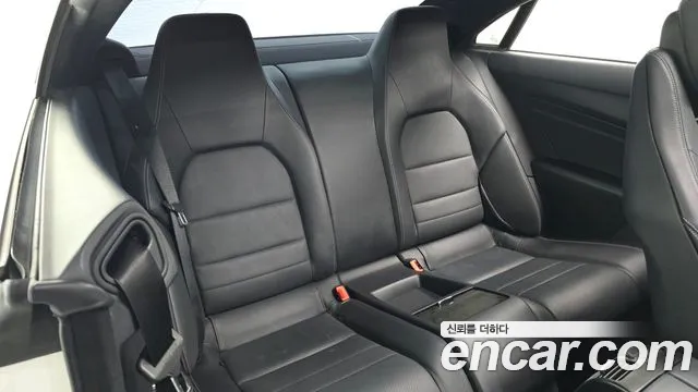 Mercedes-Benz E-Class 2013 thumb 6
