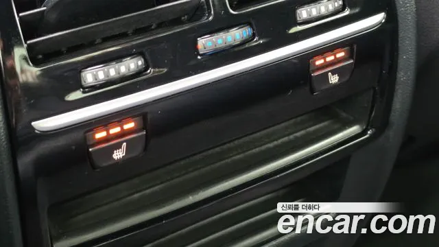 BMW 5 серии 2017 thumb 11