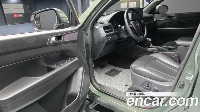 KGM Rexton 2023 thumb 2