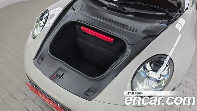 Porsche 911 2024 thumb 5