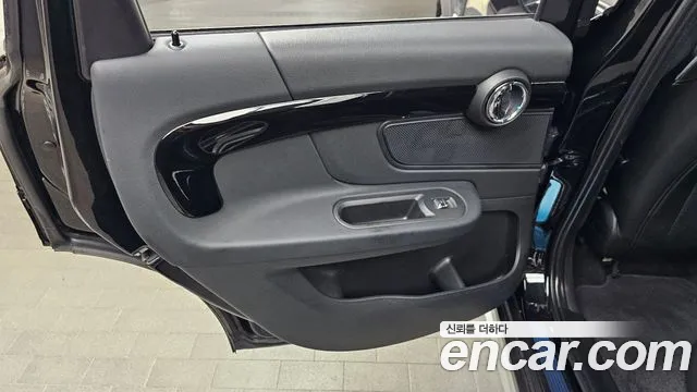 Mini Cooper Countryman 2023 thumb 3