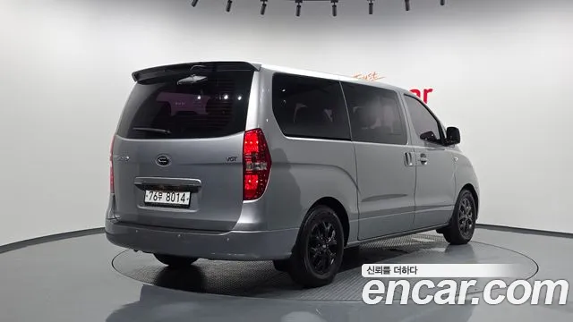 Hyundai Staria 2016 thumb 3