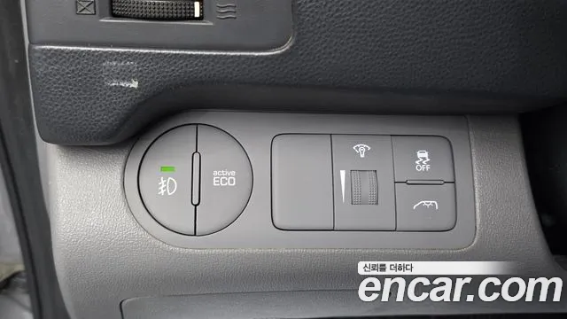 Hyundai Staria 2016 thumb 6