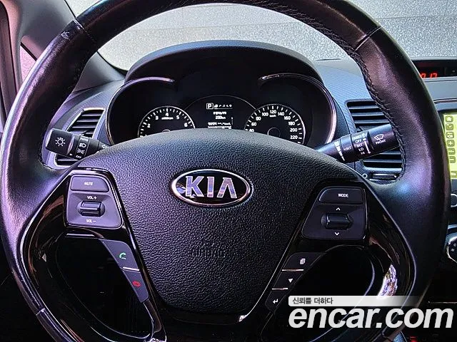 Kia K3 2017 thumb 9