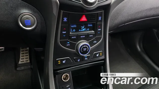 Hyundai Elantra 2013 thumb 3