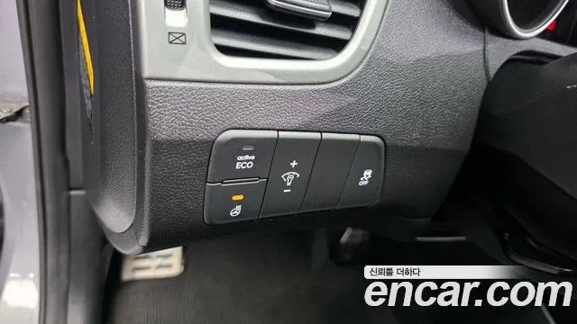 Hyundai Elantra 2013 thumb 9