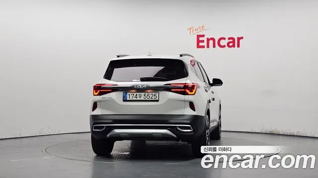 Kia Seltos 2022 thumb 9