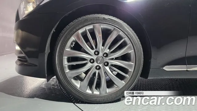 Hyundai Genesis 2015 thumb 2