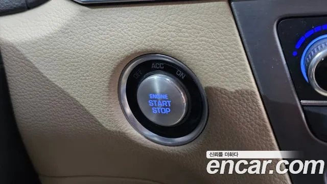 Hyundai Genesis 2015 thumb 11