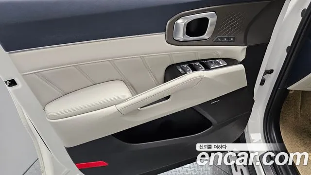 Kia Sorento 2025 thumb 3