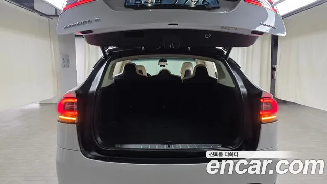 Tesla Model X 2019 thumb 3
