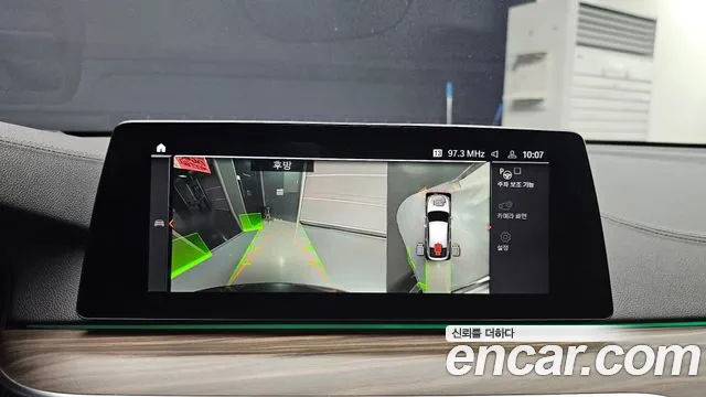 BMW 6 серии Gran Turismo 2020 thumb 11