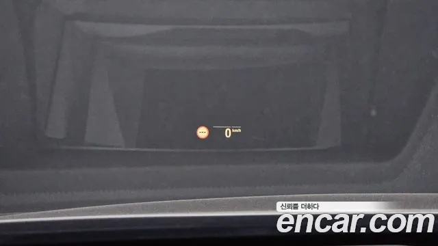BMW 6 серии Gran Turismo 2020 thumb 8